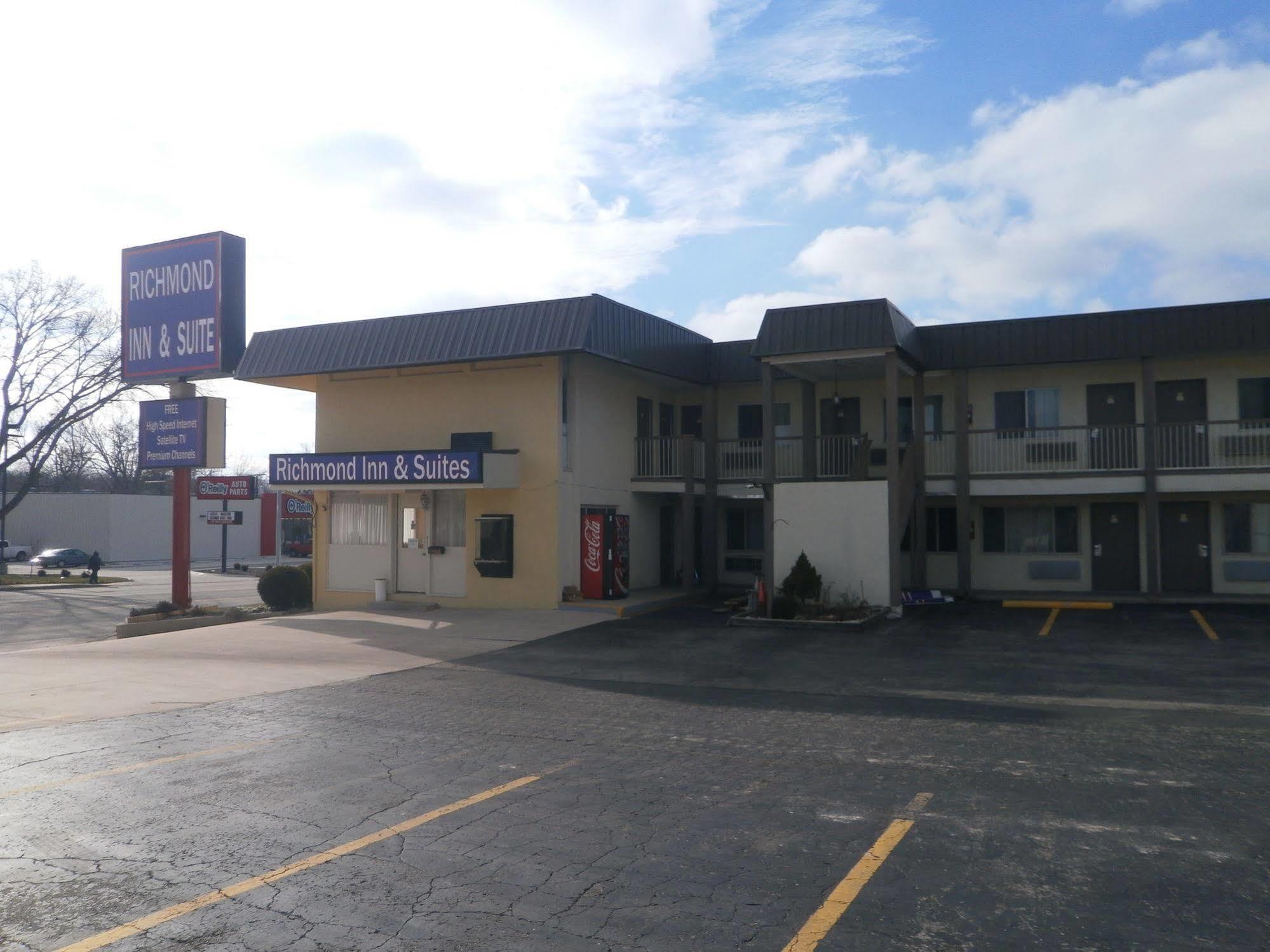 Richmond Inn And Suites Extérieur photo